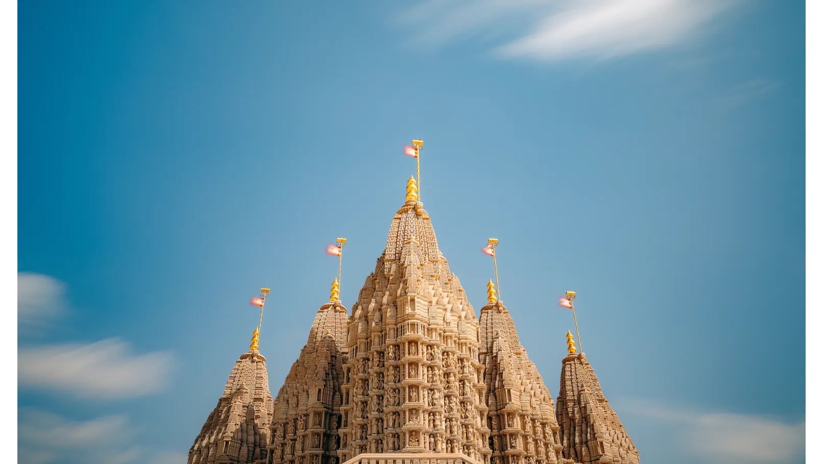 تم افتتاح أول معبد هندوسي في دولة الإمارات العربية المتحدة من قبل رئيس وزراء الهند
